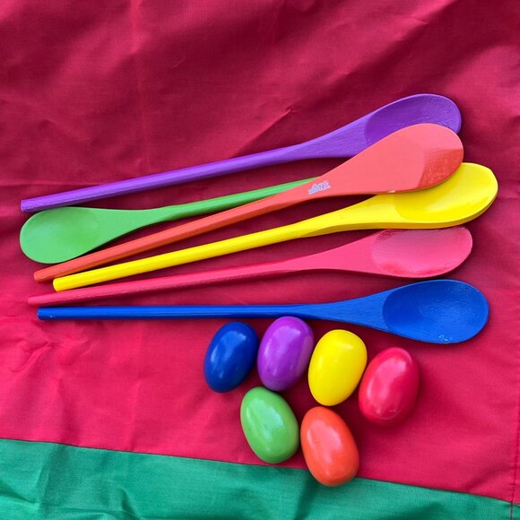 Outdoor Games Play Set - 4 Jump Sacks 6 Wooden Spoons & 6 Plastic Eggs - Picture 3 of 3